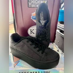 Sketchers fairy dusted sneakers sz 9.5